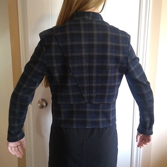 Periphery Plaid Cropped Blazer Size Small Blue Black & Grey - Picture 5 of 9